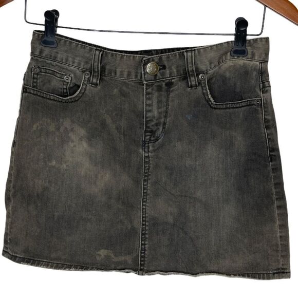 J. Crew Denim Mini‎ Skirt - Picture 1 of 8